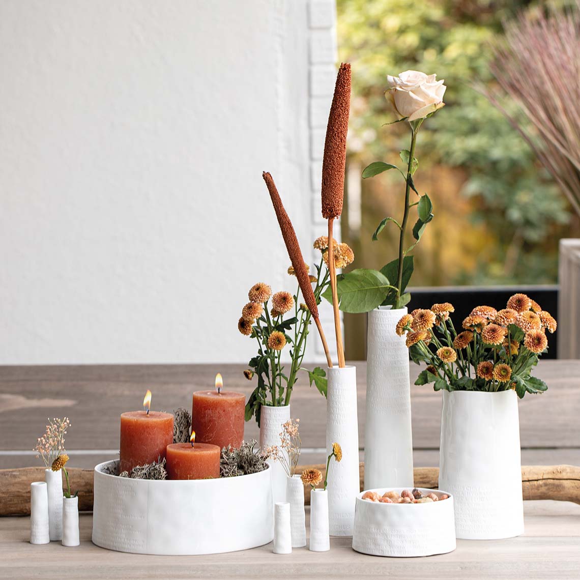 Vase ou Pot en Porcelaine Gaufrée Poème Blanc - Räder