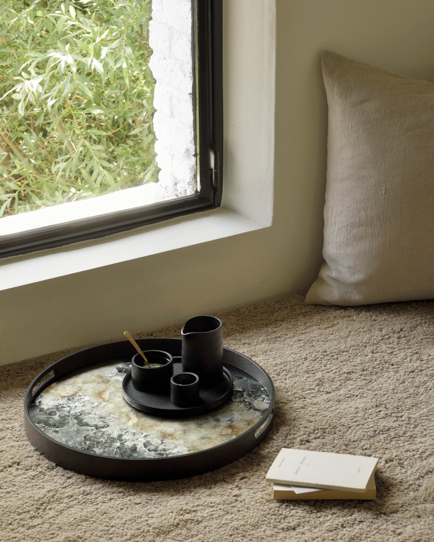 Plateau en Verre Organic Noir/Sable 48 CM - Ethnicraft