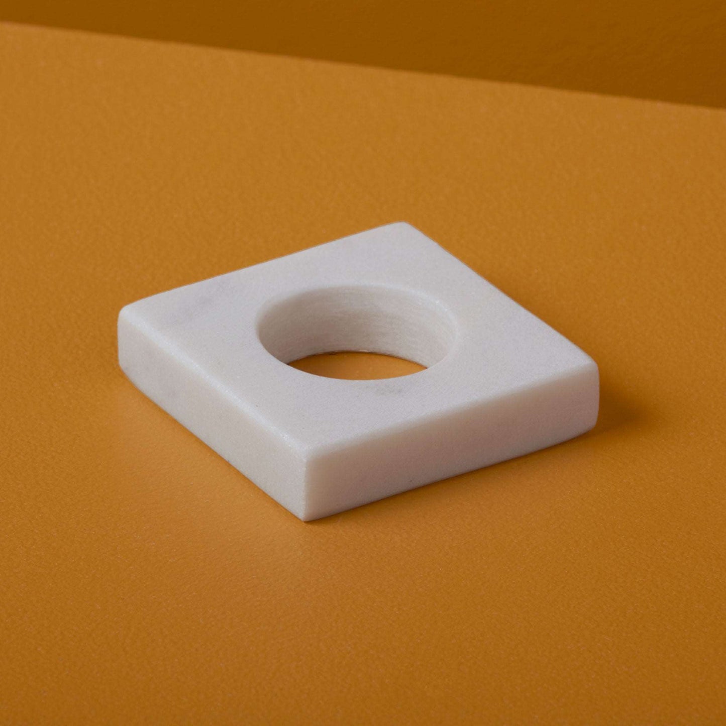 Coquetier en marbre blanc - Be Home