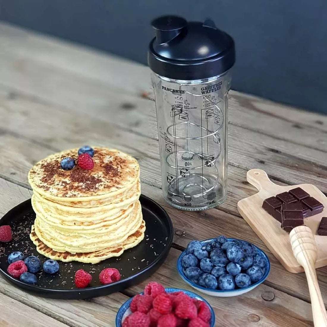 Coffret shaker à crêpes, pancakes, gaufres et tartineur