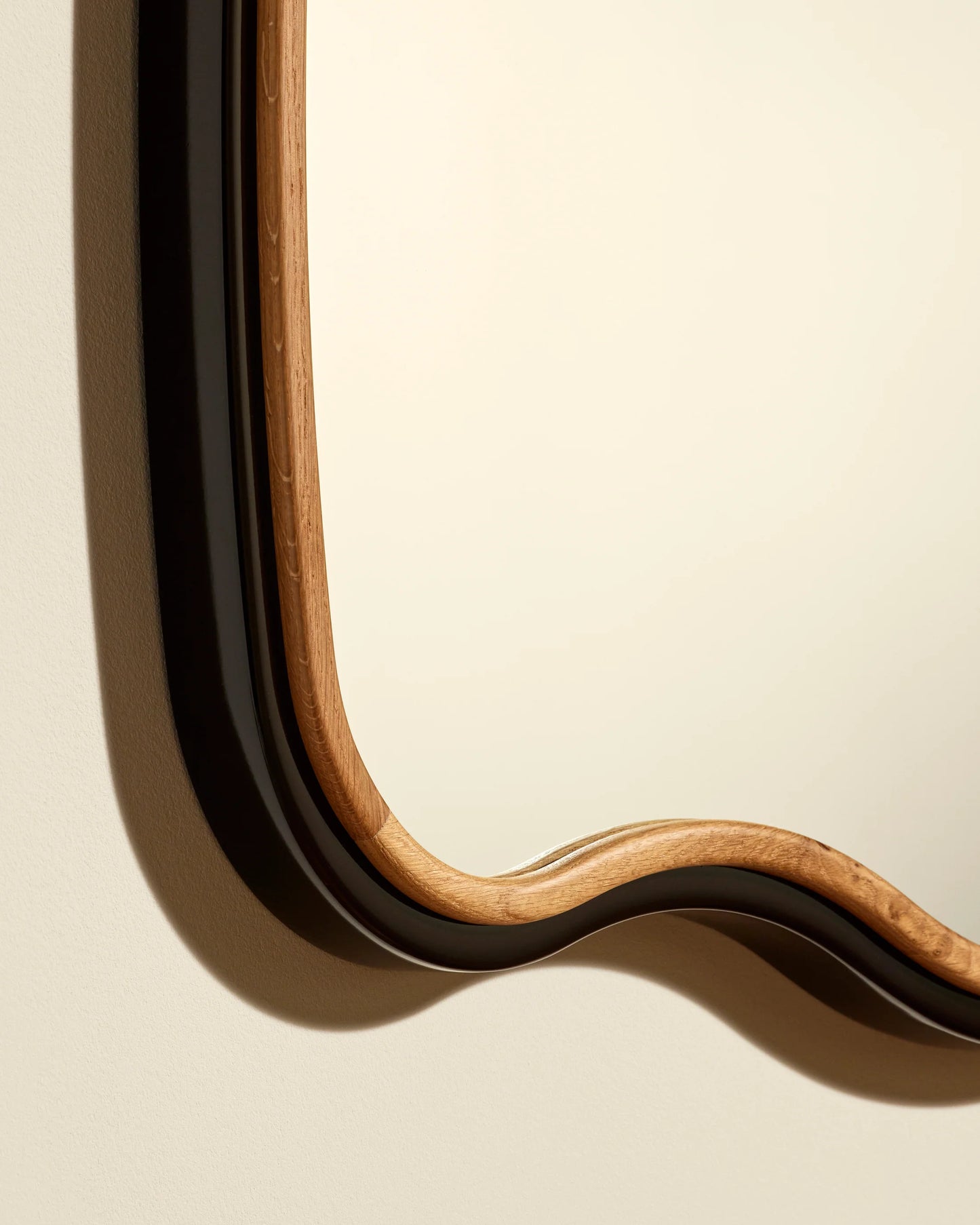 Miroir Noto 3 Vagues en Chêne 90x70 cm - Maison Sarah Lavoine