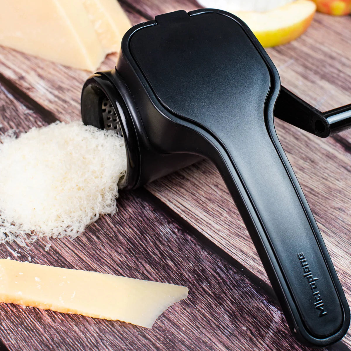 Râpe à Fromage Rotative Noir - Microplane