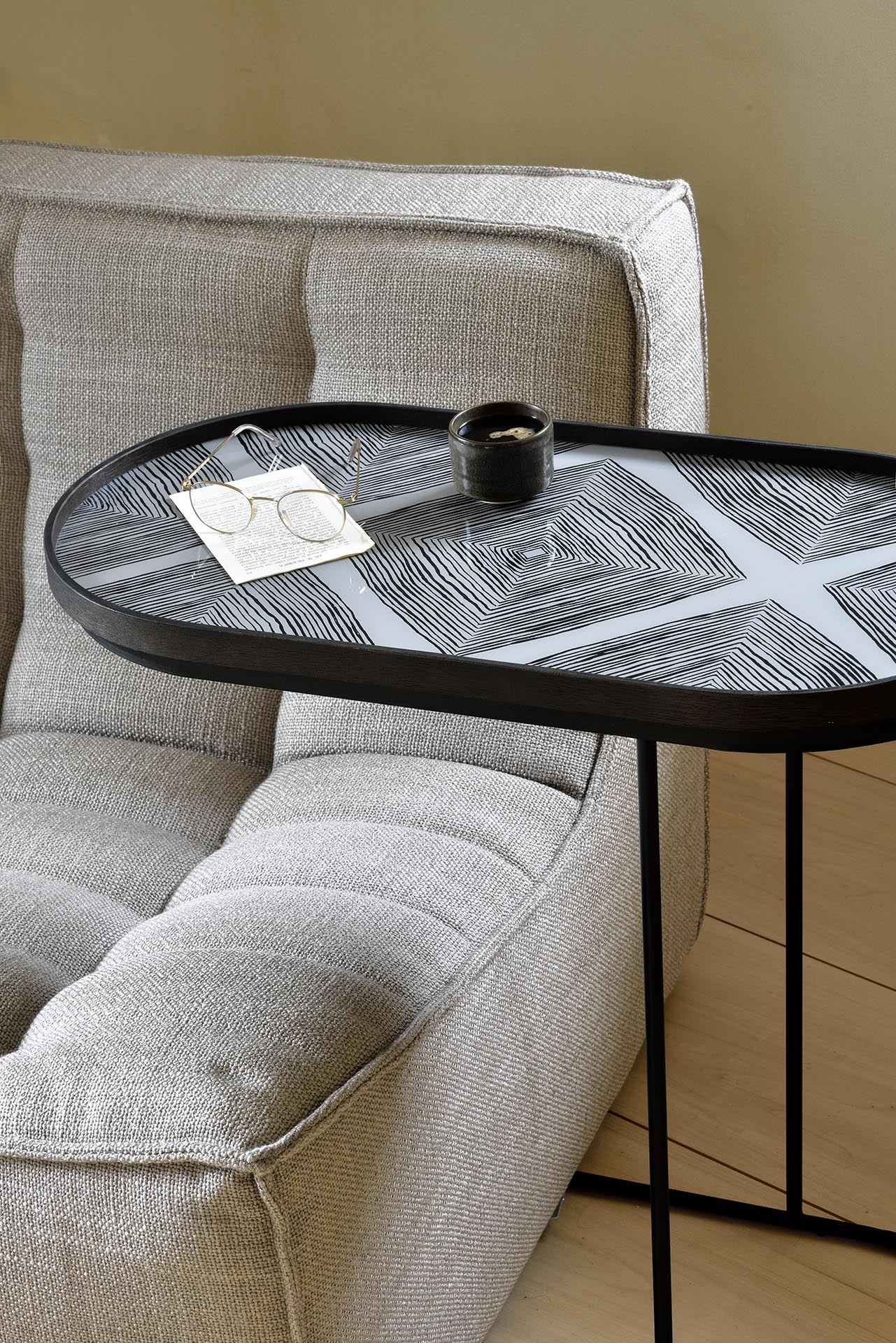 Table d'Appoint à Plateau - Ethnicraft
