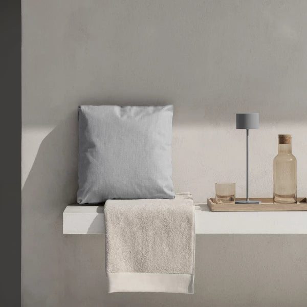 Lampe de Table LED FAROL - Blomus