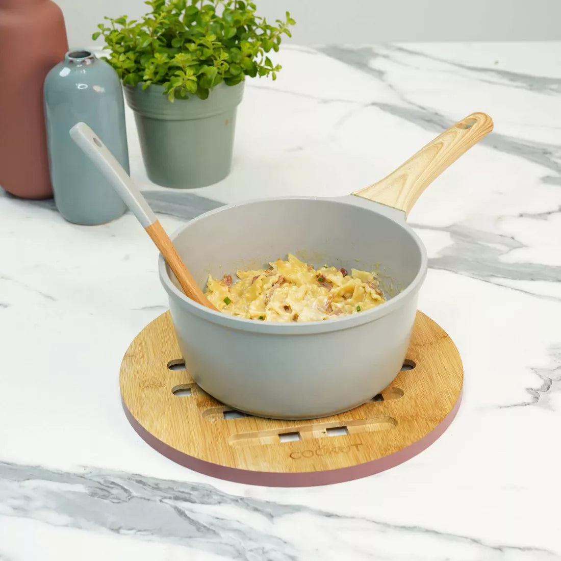 L'incroyable casserole anti-adhérente - Cookut