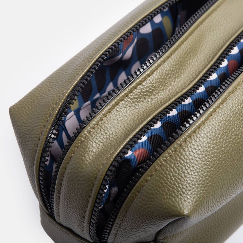 Grande trousse de toilette verte