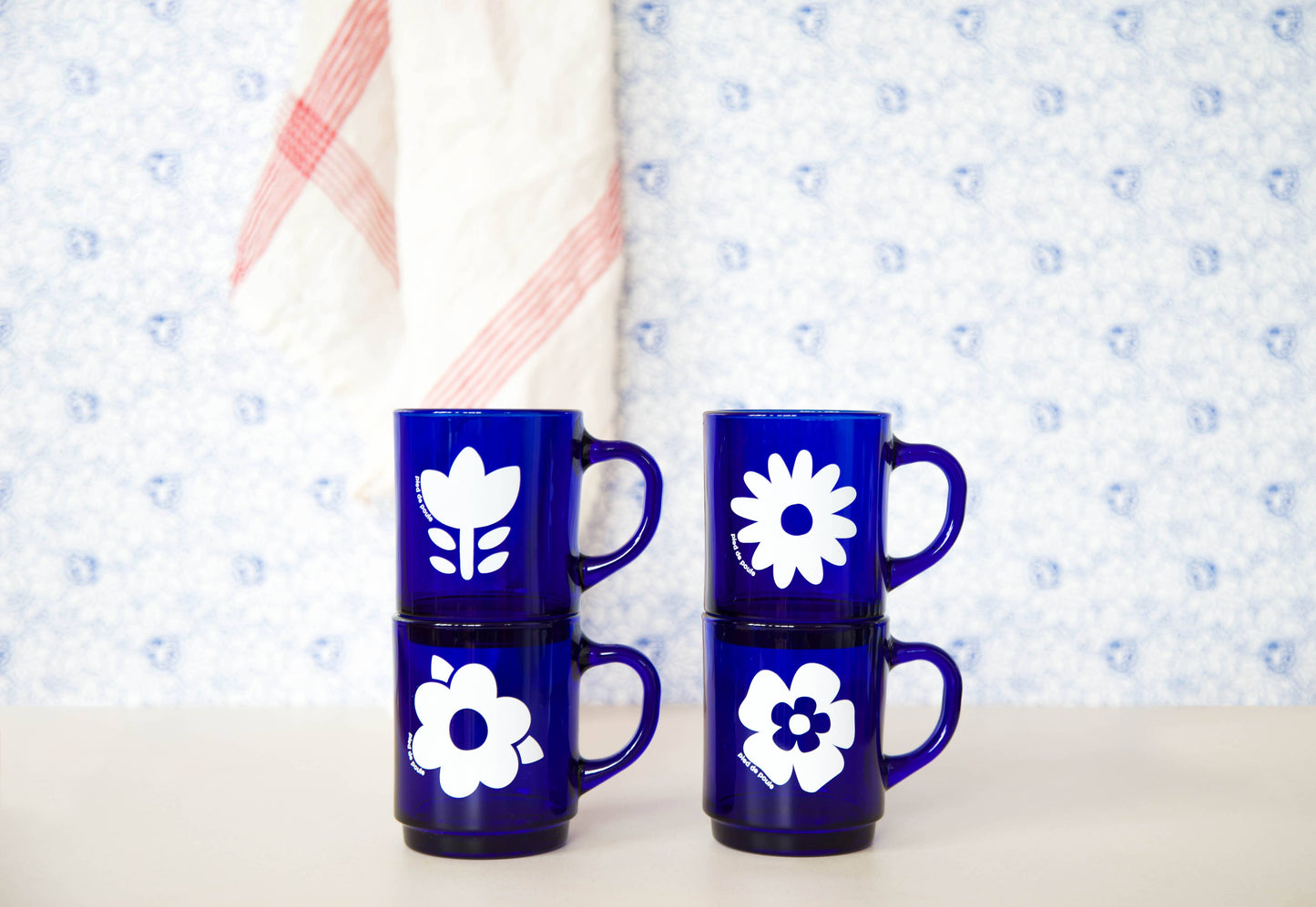 Set de 4 Mugs en Verre Rétros Bleu Fleurs - Duralex