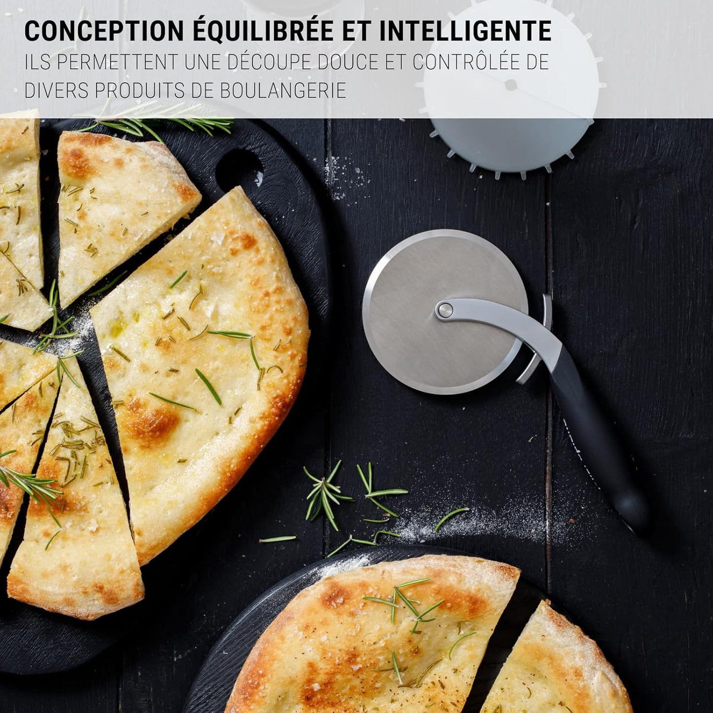 Roulette à Pizza avec Dough Docker Pique-Pâte - Microplane