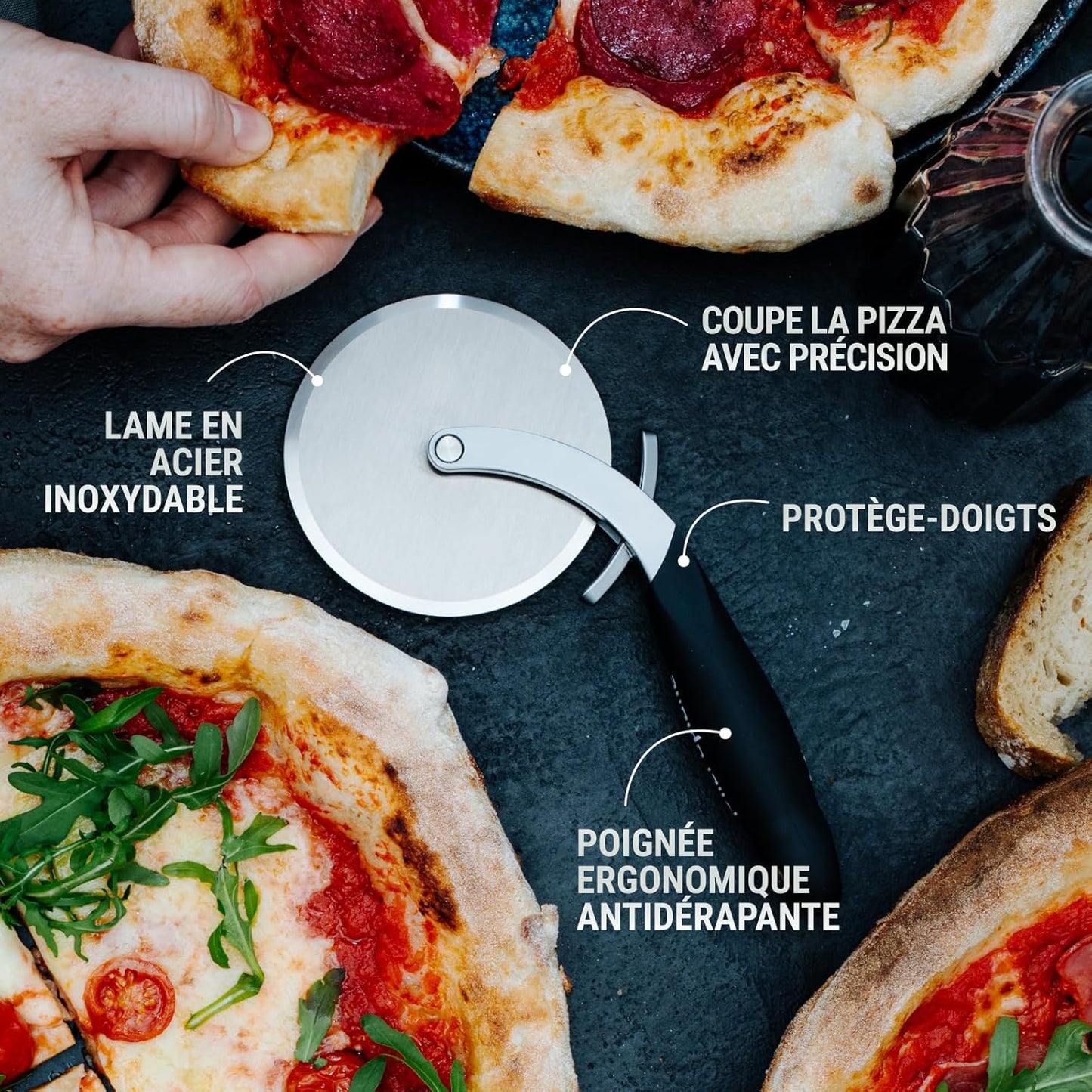 Roulette à Pizza avec Dough Docker Pique-Pâte - Microplane