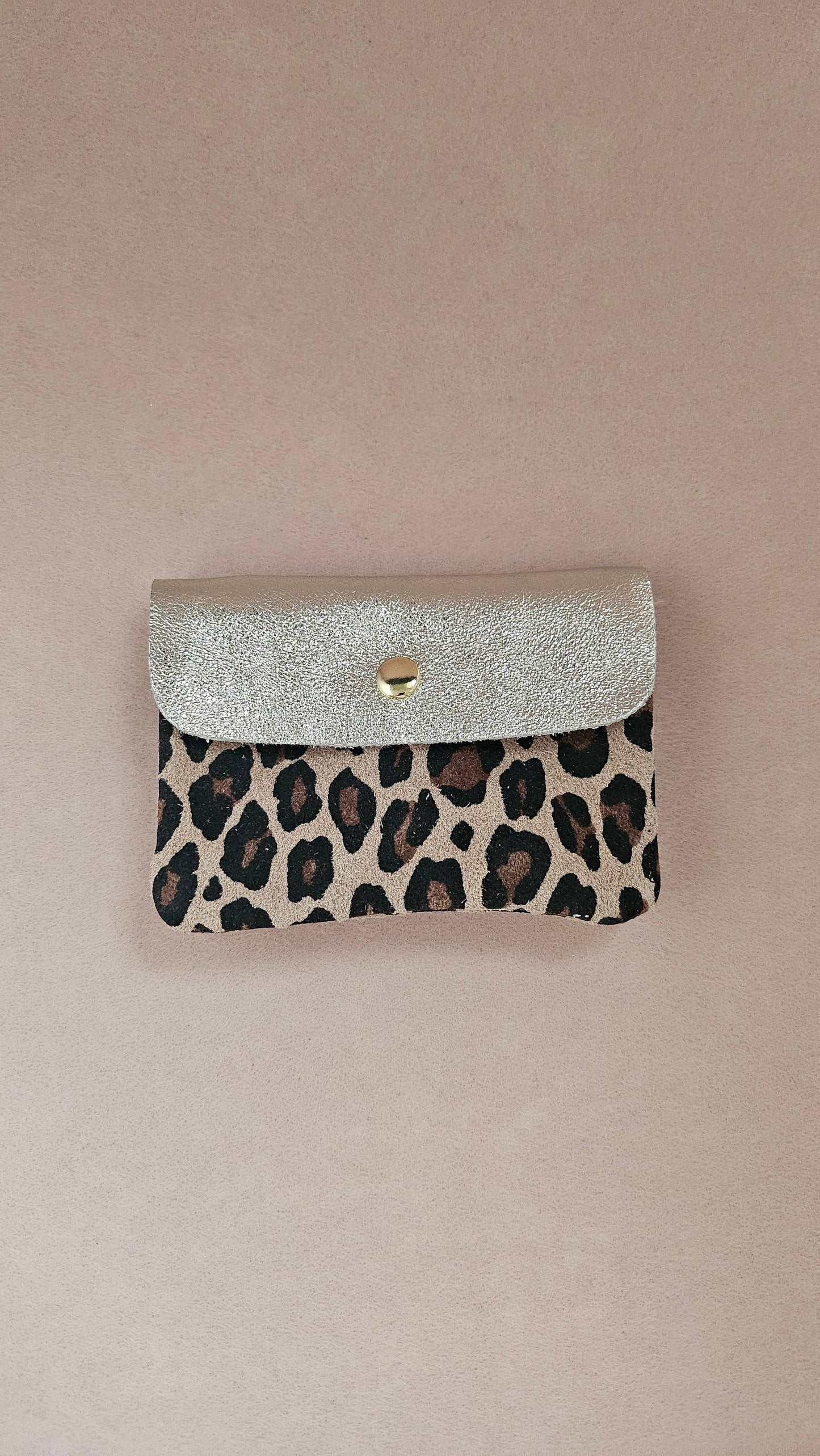 Porte Monnaie en Cuir de Vachette Motifs Léopard 1 x 2 x 8 cm