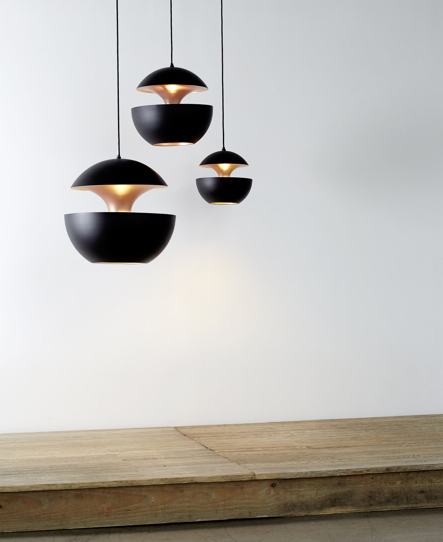 Suspension LED Here Comes The Sun 350 - DCW Editions