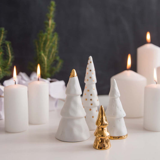 Lot de 4 Sapins de Noël en Porcelaine Argentés ou Dorés - Räder