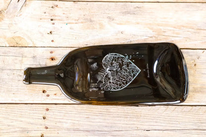 Planche de Présentation Bouteille Vin Upcyclé Coeur - Plates & Culottées