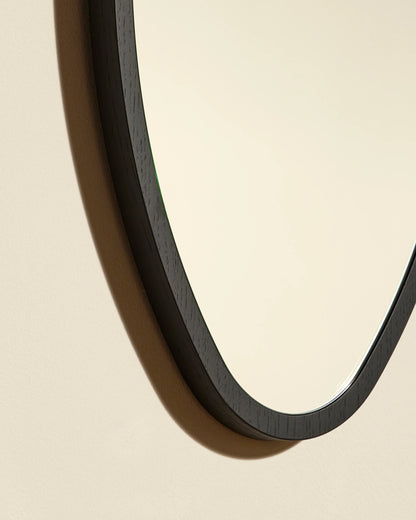 Miroir Ovo en Chêne Noir 50x38 cm - Maison Sarah Lavoine