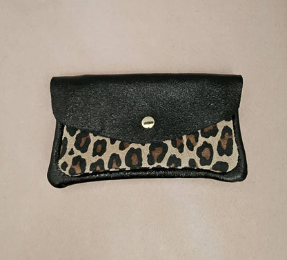 Pochette en Cuir de Vachette, Double Poches Léopard 15 x 1 x 8,5 cm