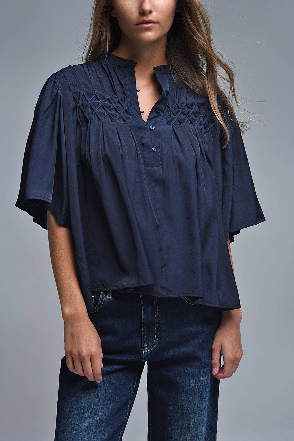 Blouse bohème bleu marine décontractée avec détails brodés