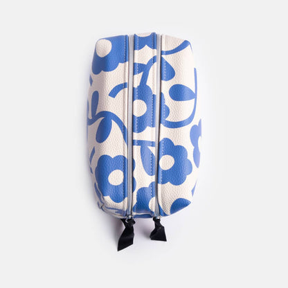 Trousse de Toilette XL aux Motifs de Fleurs Bleues - Caroline Gardner