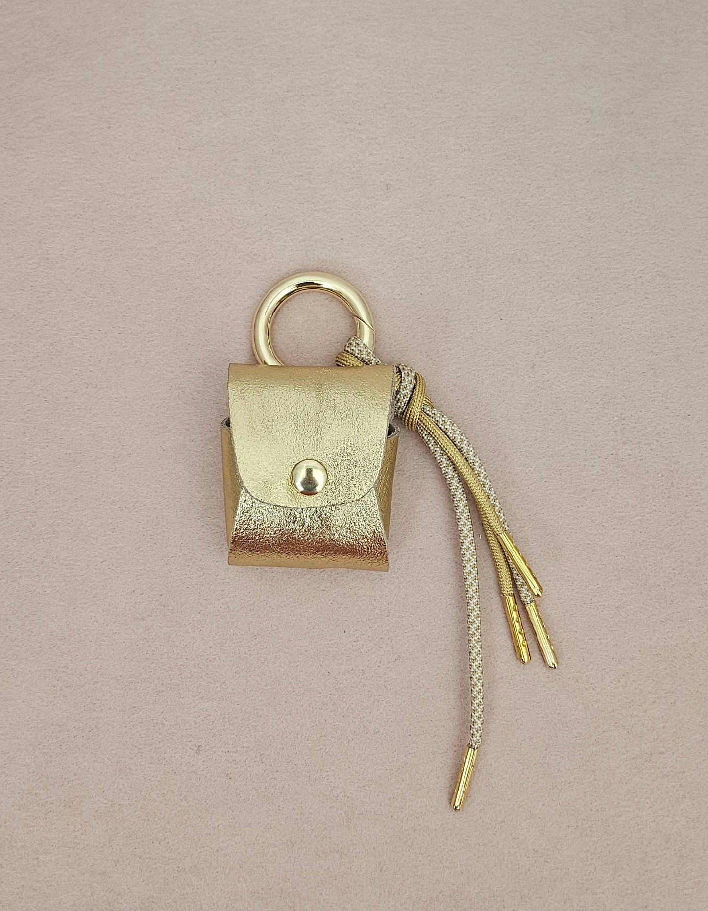 Étuis Porte-Écouteurs en Cuir Effet Métalique, Bijoux de Sac