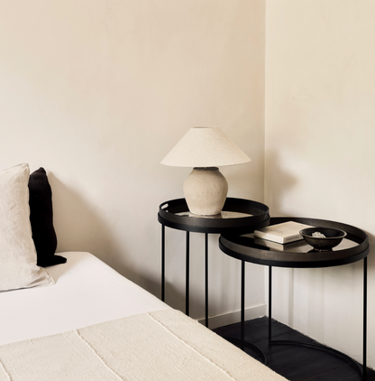 Set de 2 Tables d'Appoint à Plateau en Bois Noir - Ethnicraft