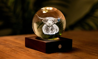 Lampe en Cristal Gravé avec Socle en Noyer - Gingko