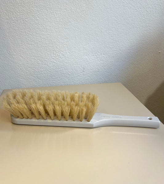 Balayette Vintage en Bois de Hêtre et Poils Naturel - Andrée Jardin