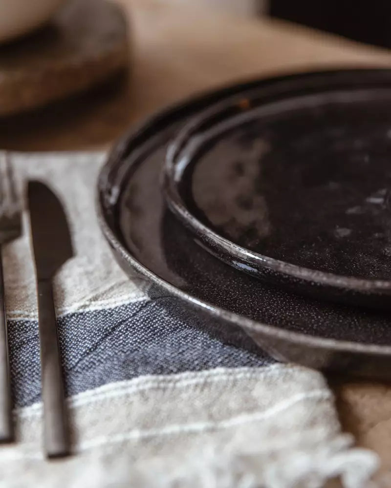Set de 5 Assiettes Plates en Porcelaine Noire D.28 cm - Pomax