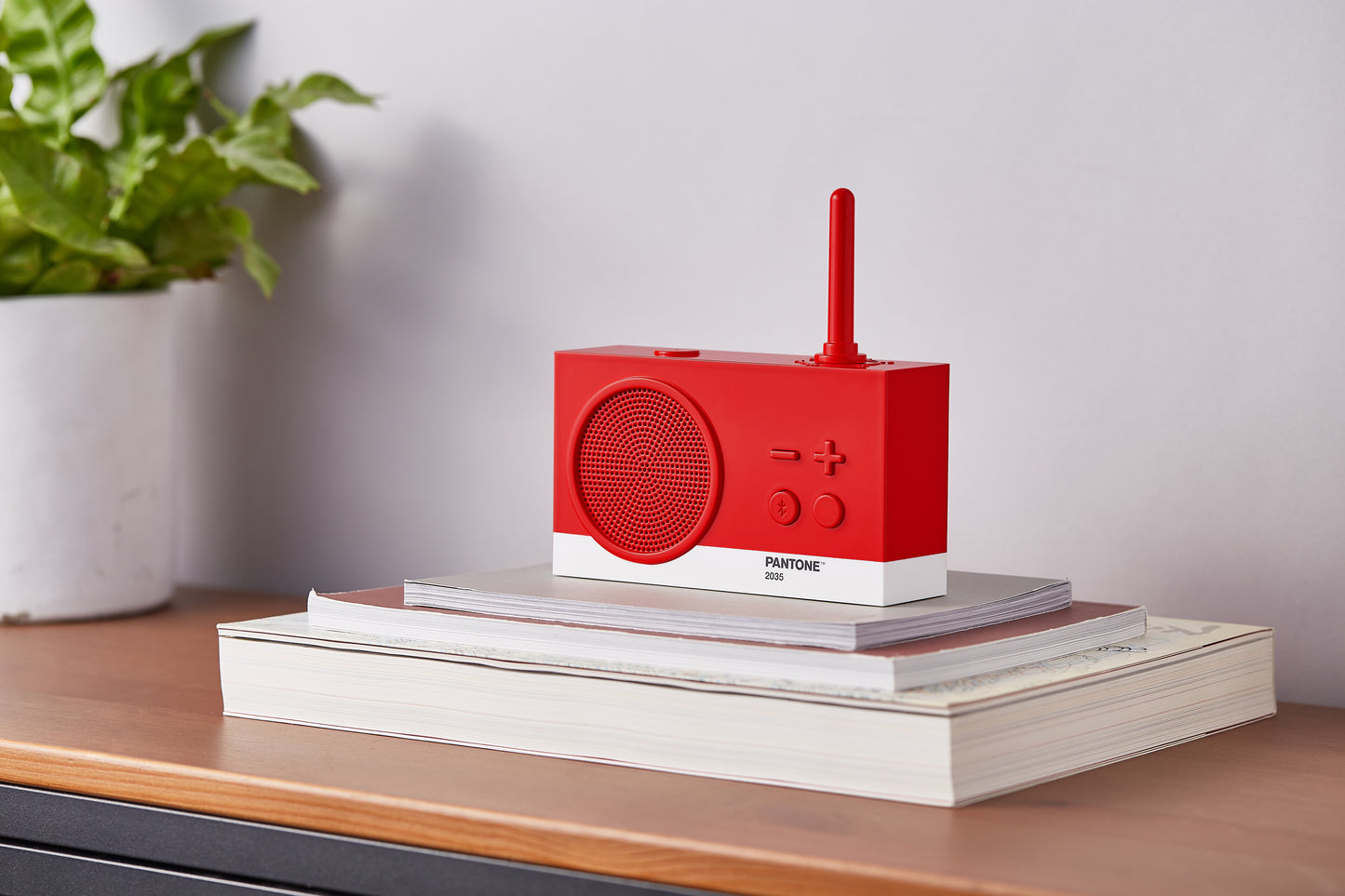 Radio FM & Enceinte Bluetooth TYKHO 3 - Lexon x Pantone