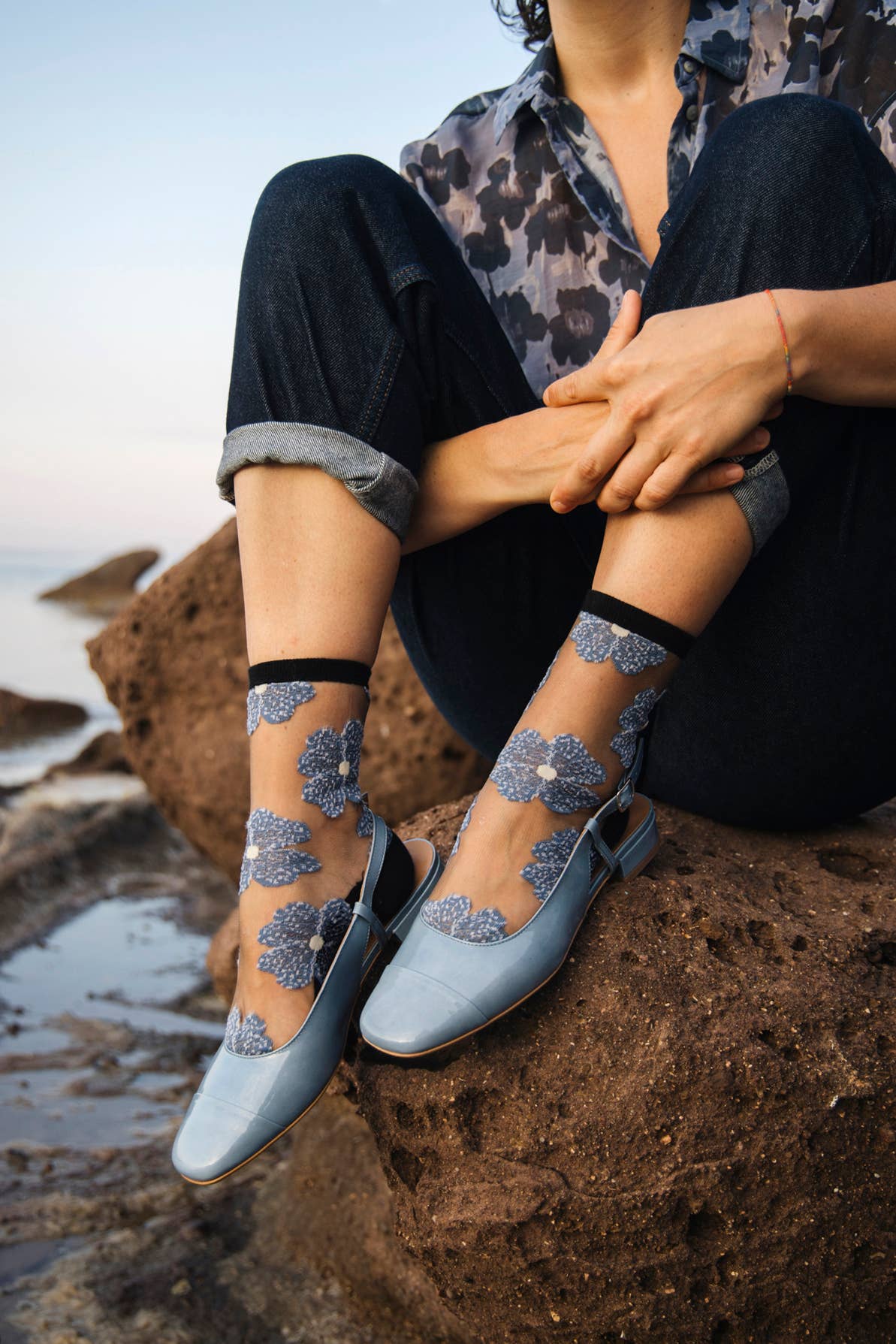 Chaussettes Transparentes Fleuris Bleues/Noires Murano - Atelier St Eustache