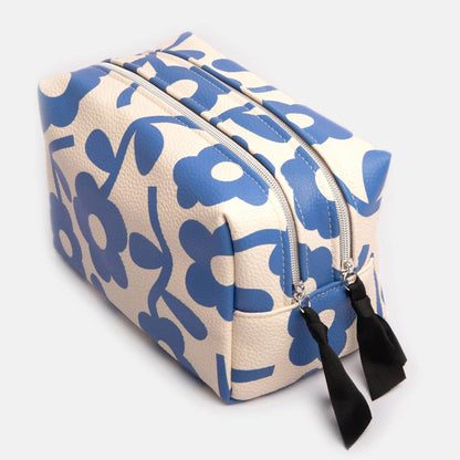 Trousse de Toilette XL aux Motifs de Fleurs Bleues - Caroline Gardner
