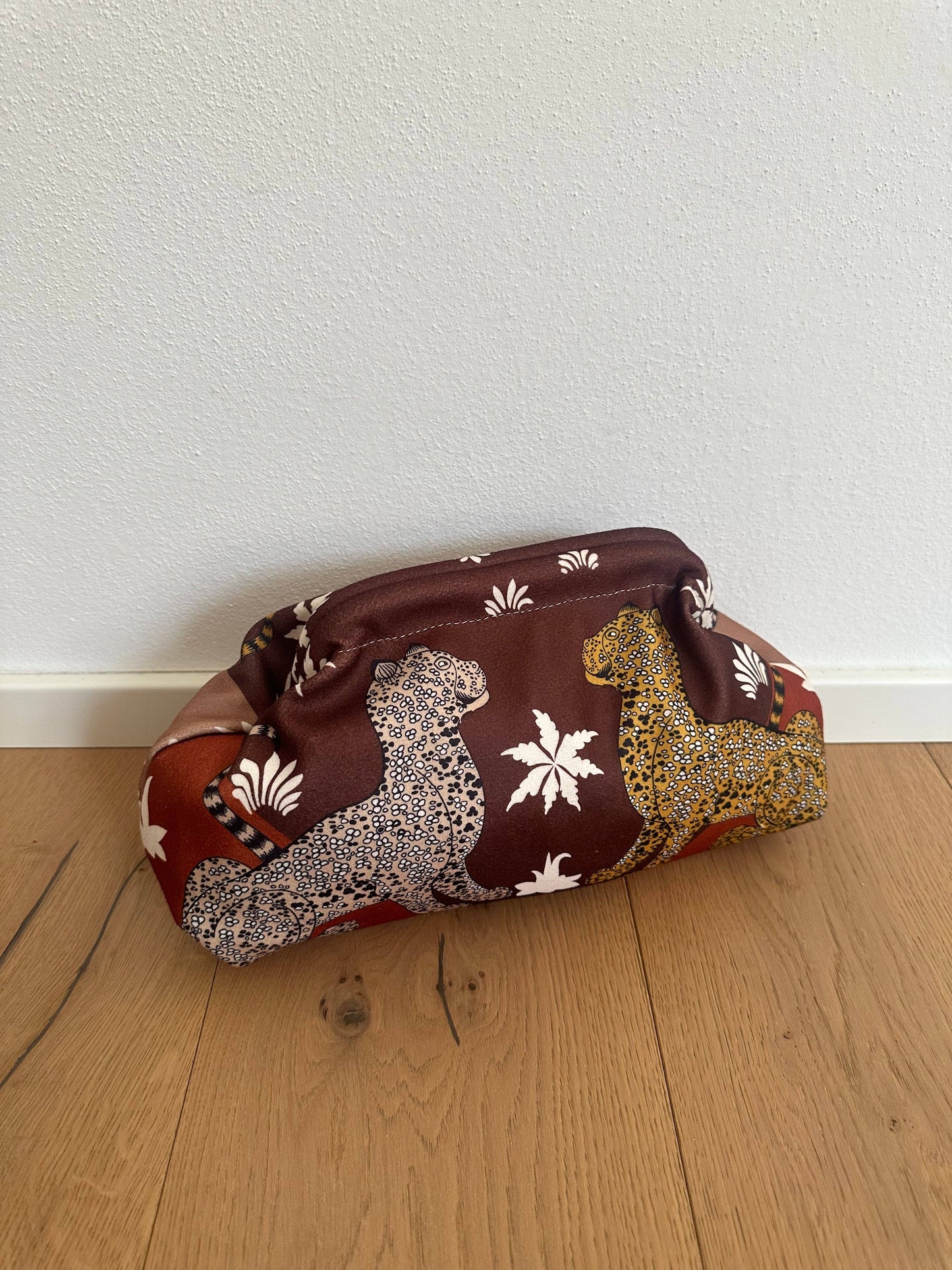 Pochette Clutch Jungle Noir/Marron Bandoulière à Chaîne en Polyester 21x31 cm
