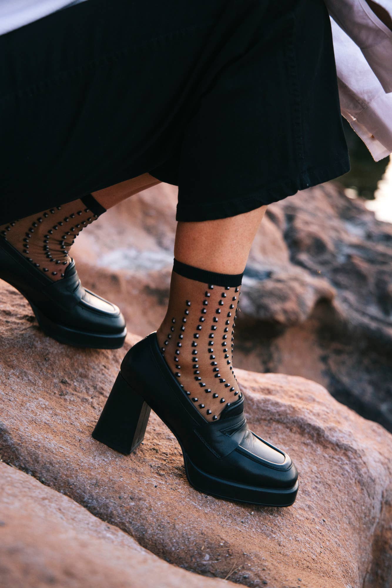 Paire de Chaussettes Crescent Dunes Yellow / Noir - Atelier Saint Eustache