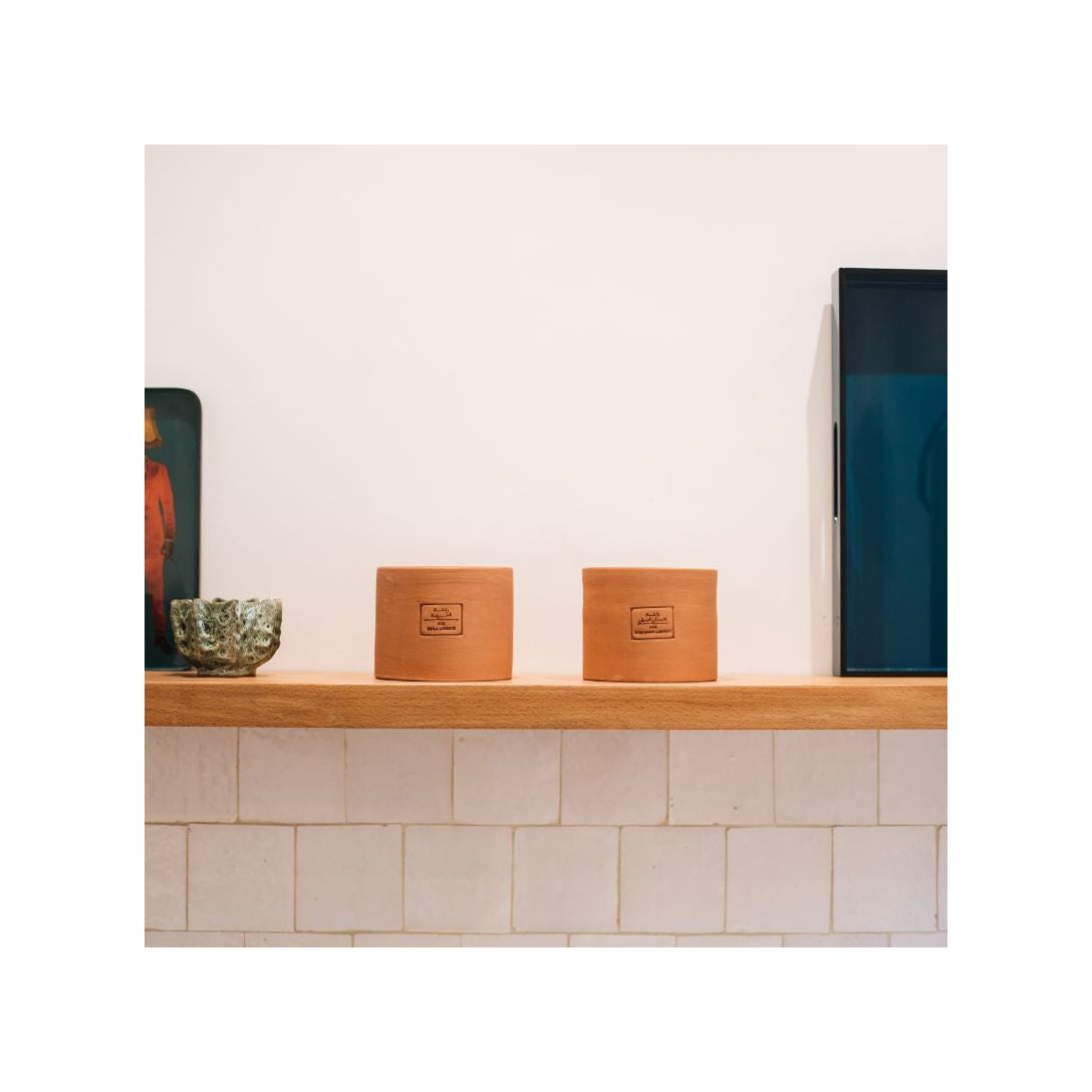 Bougie Parfumée en Grès 40 000 - Côté Bougie